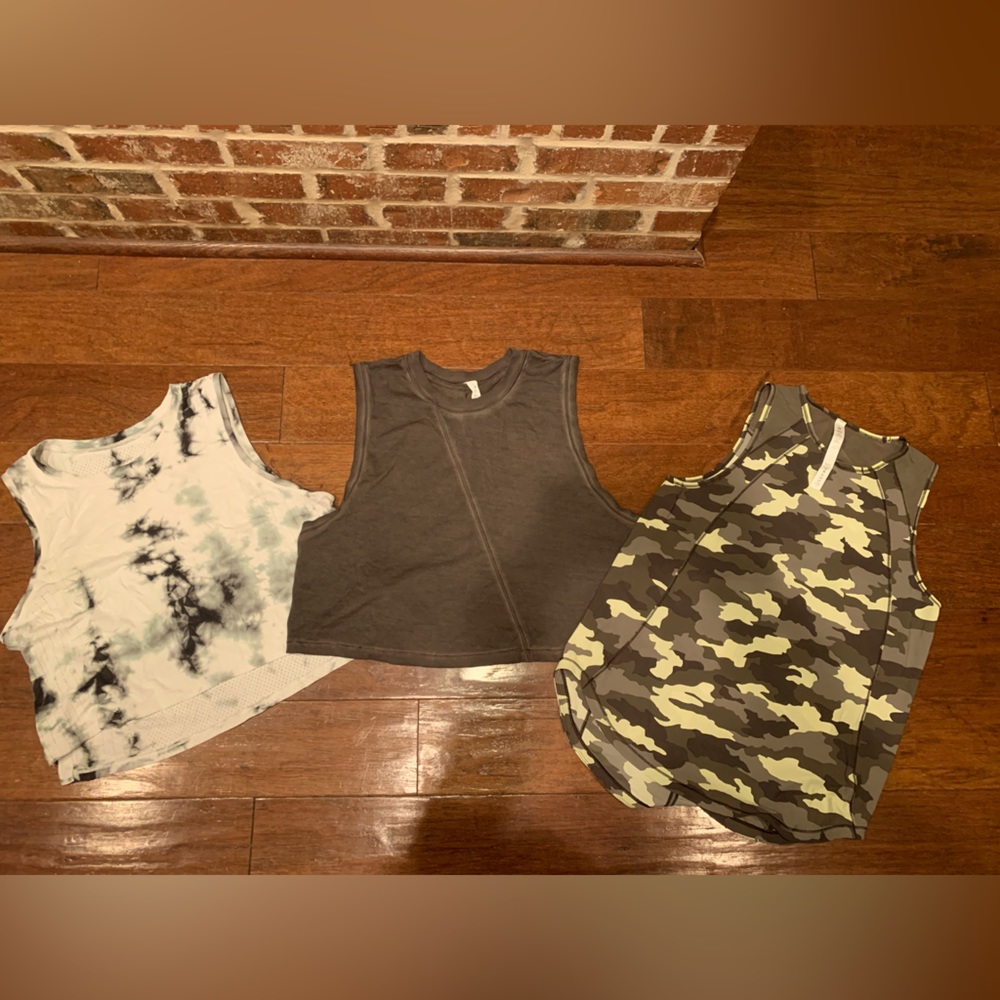 3 Lululemon Tanks/Crop Top